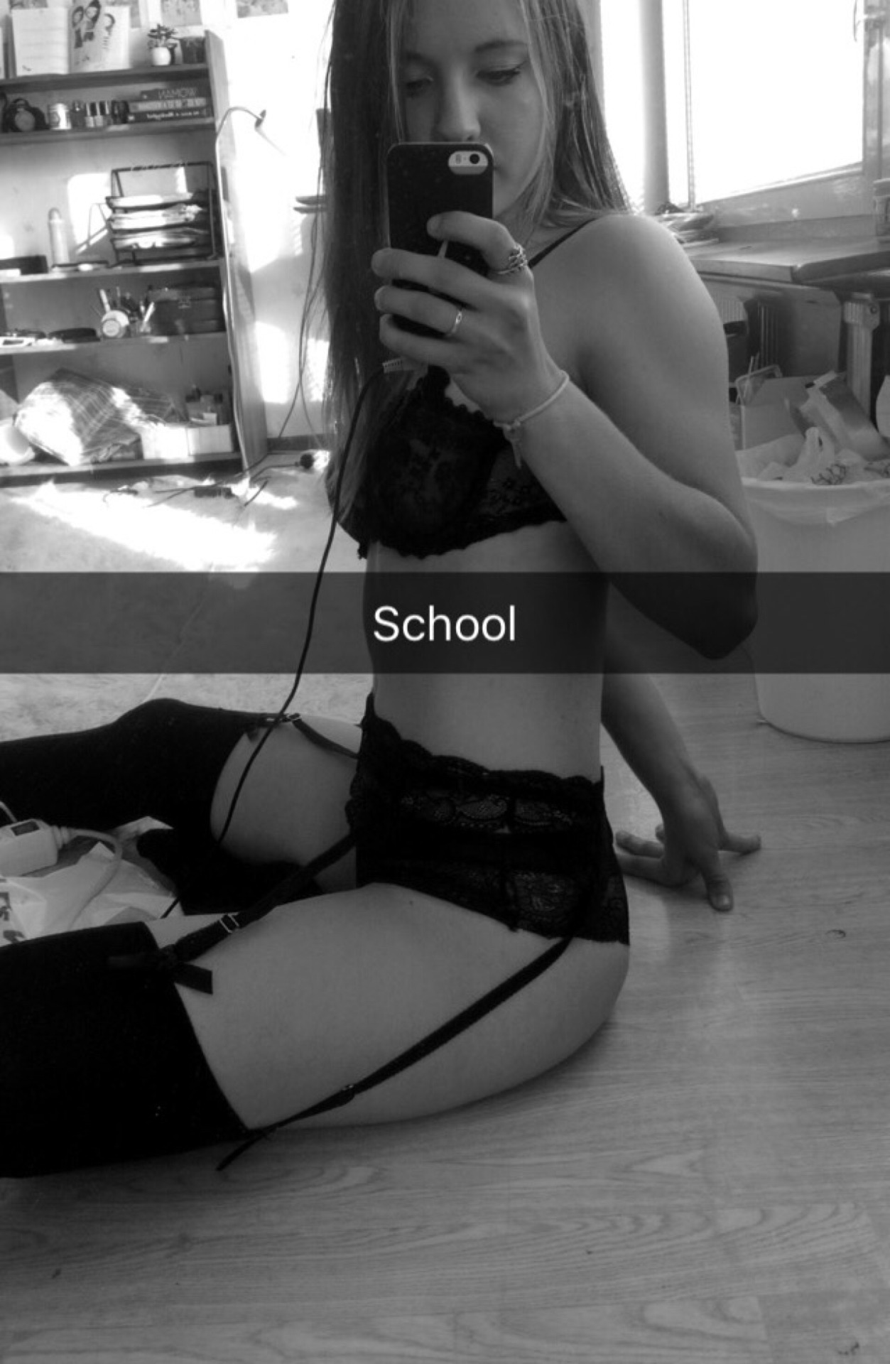 femme dans le 16 nue et coquine